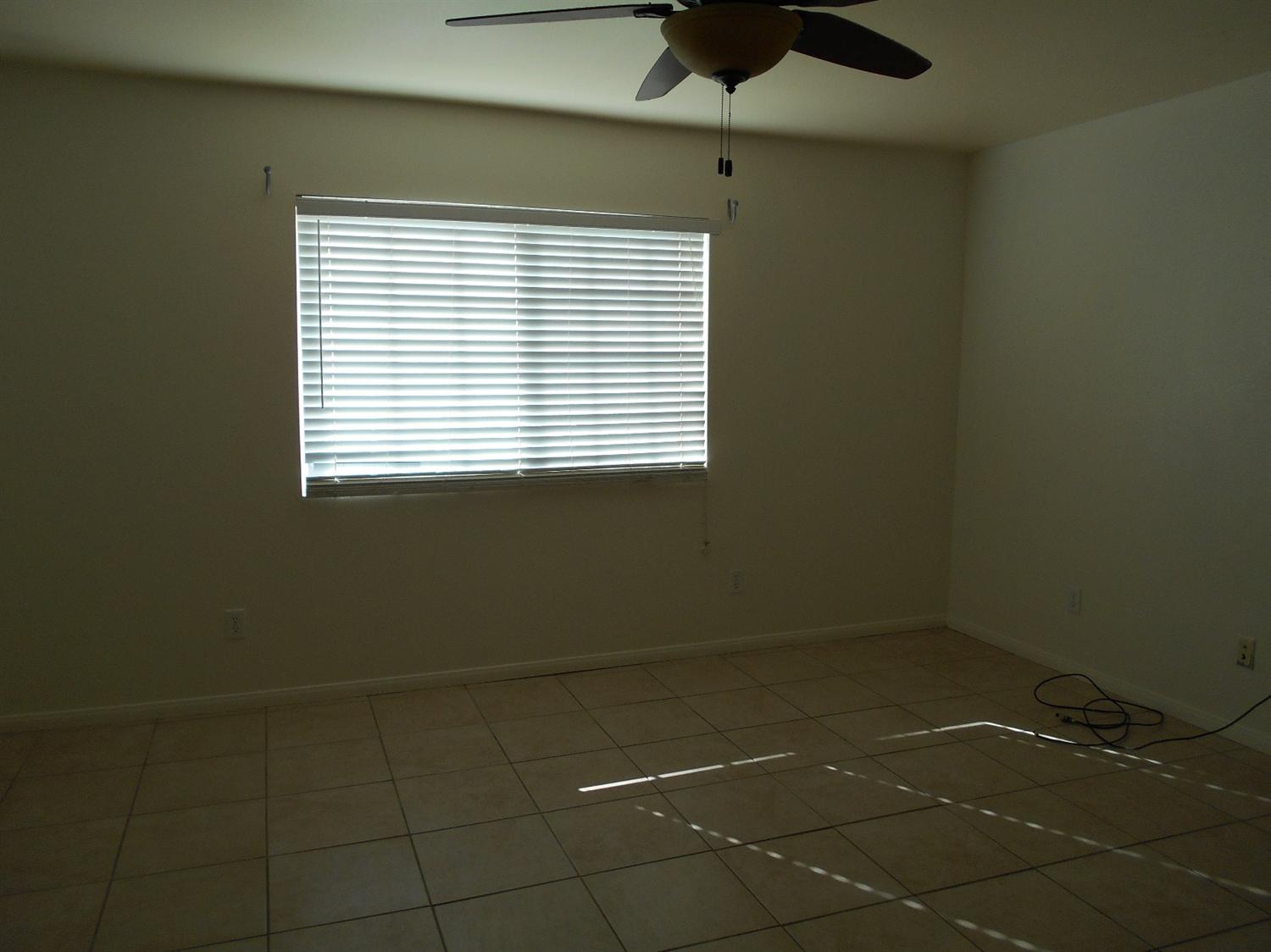 1371 Savanna Dr, Barstow, CA 92311 photo 9