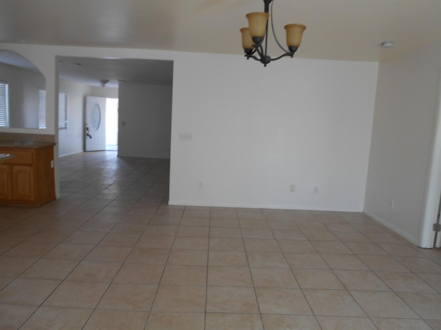 1371 Savanna Dr, Barstow, CA 92311 photo 8