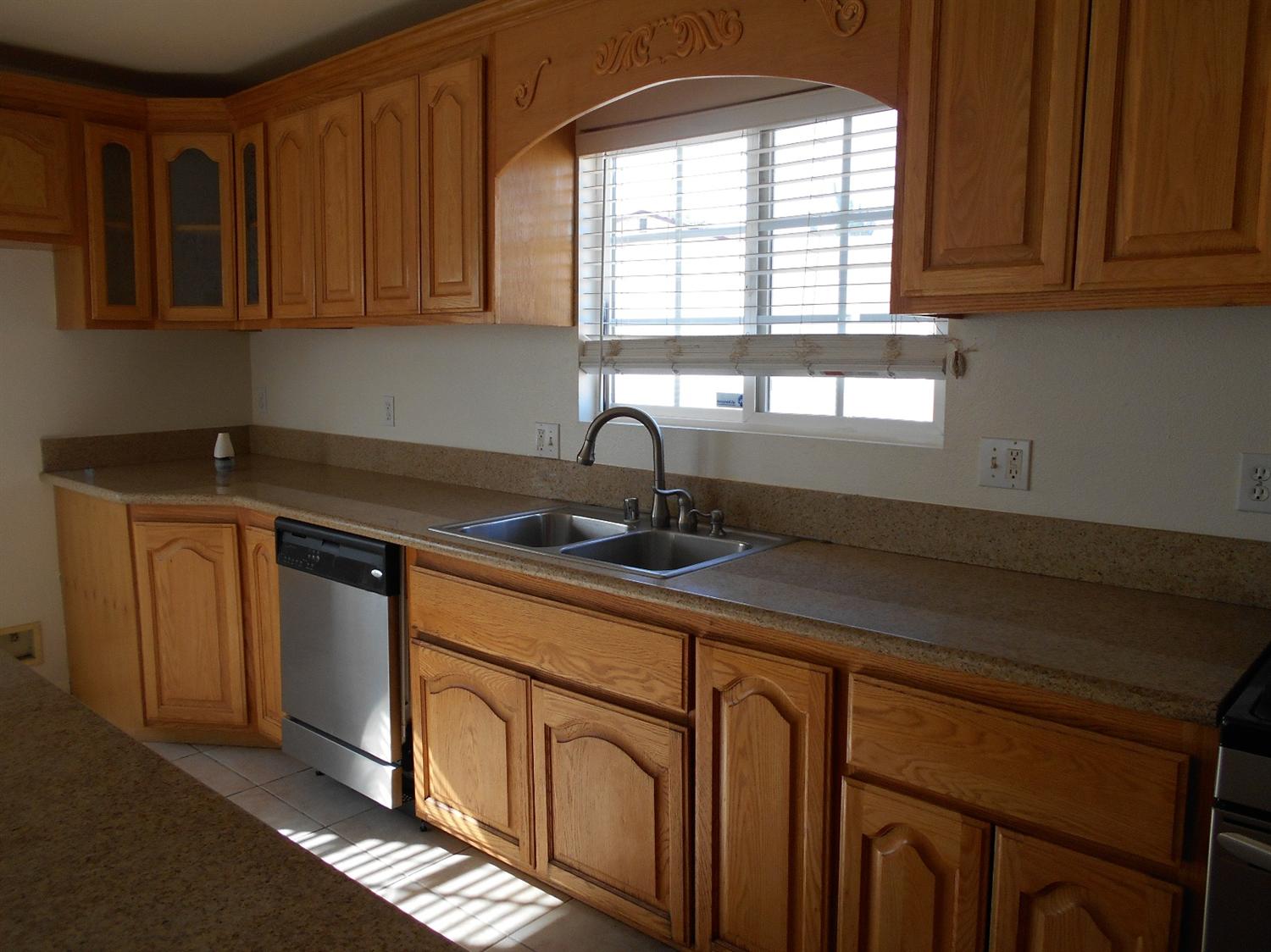 1371 Savanna Dr, Barstow, CA 92311 photo 5
