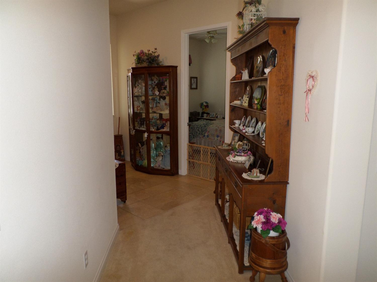 Undisclosed, Apple Valley, CA 92308 photo 5