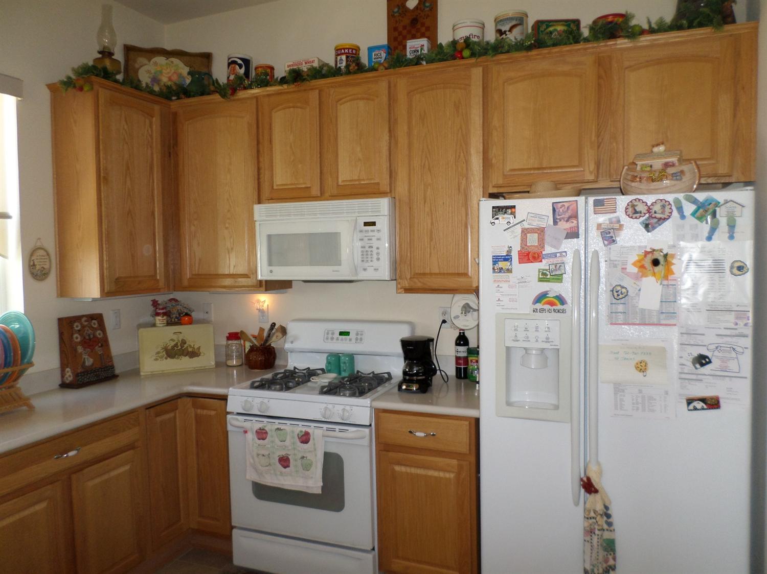 Undisclosed, Apple Valley, CA 92308 photo 7