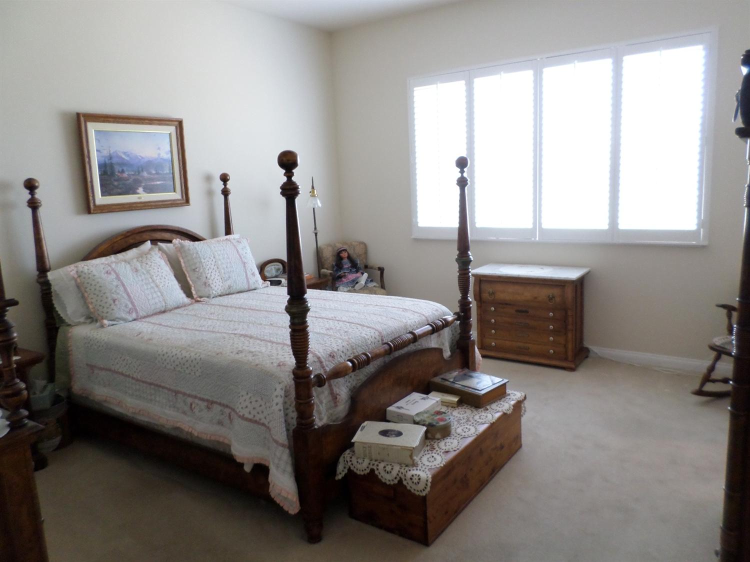 Undisclosed, Apple Valley, CA 92308 photo 8
