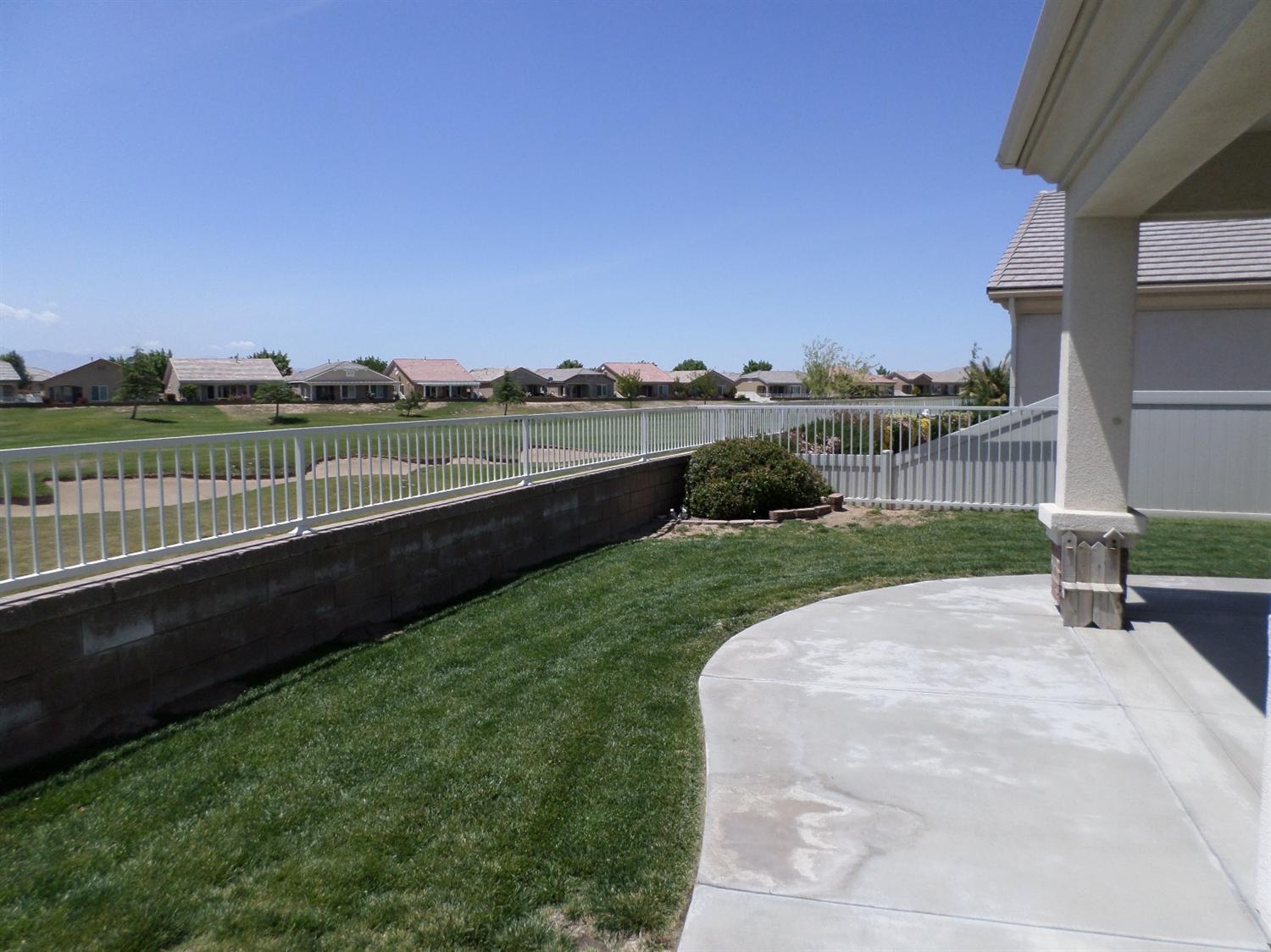Undisclosed, Apple Valley, CA 92308 photo 16