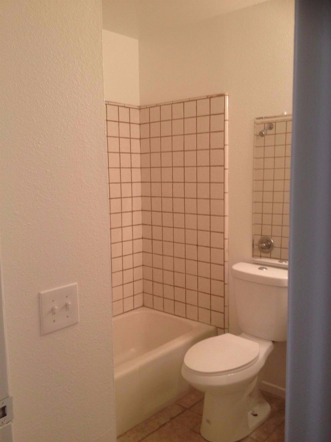Undisclosed, Apple Valley, CA 92308 photo 12