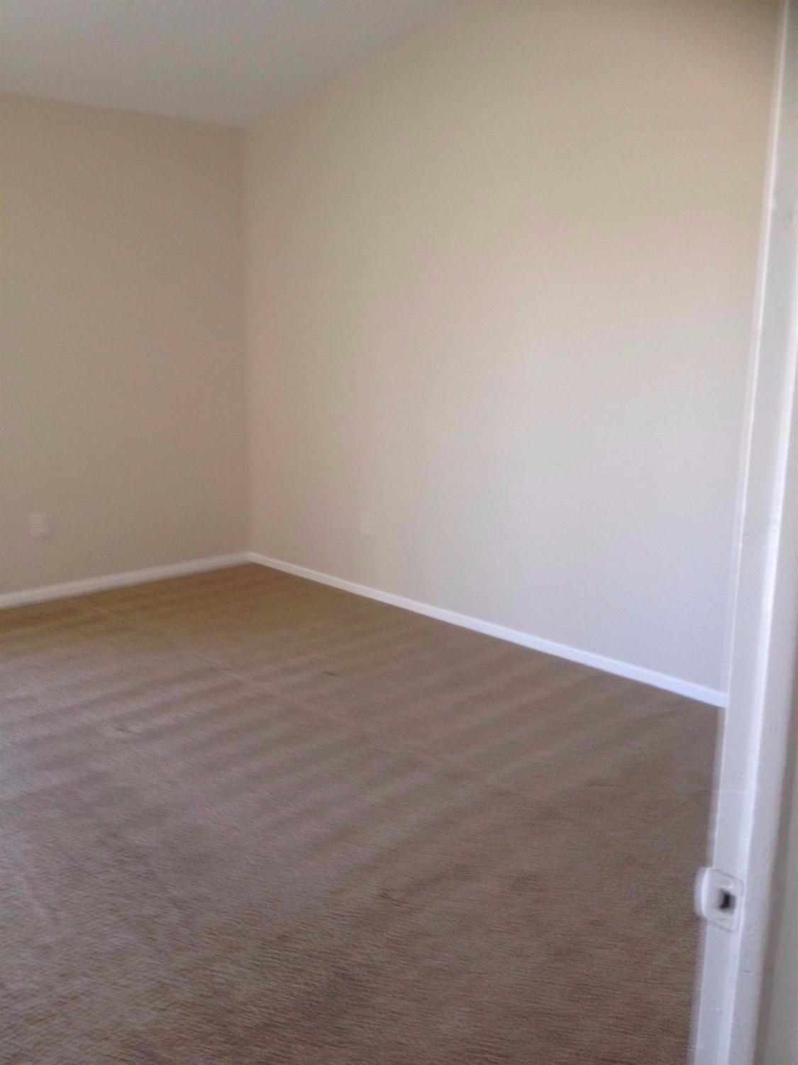 Undisclosed, Apple Valley, CA 92308 photo 15