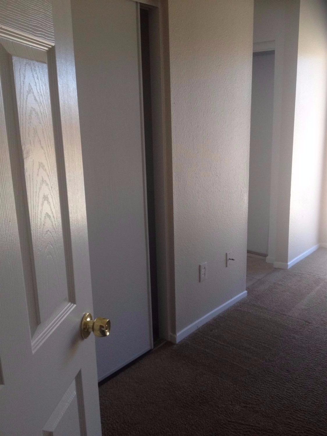 Undisclosed, Apple Valley, CA 92308 photo 16
