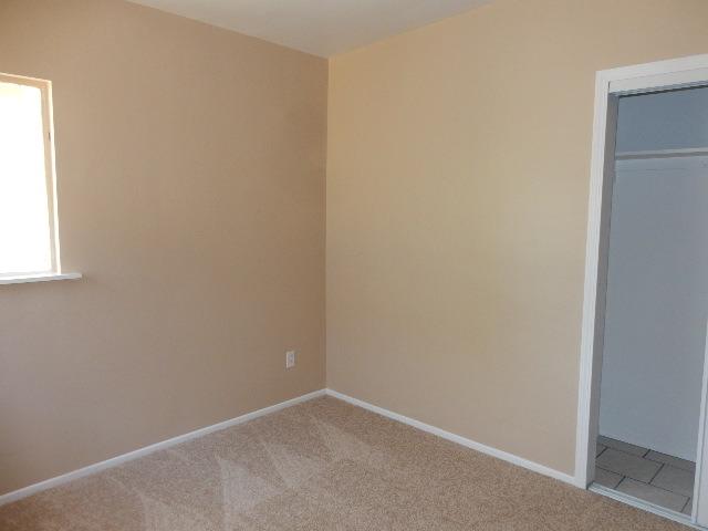 825 S 1st Ave, Barstow, CA 92311 photo 22