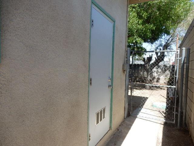 825 S 1st Ave, Barstow, CA 92311 photo 27