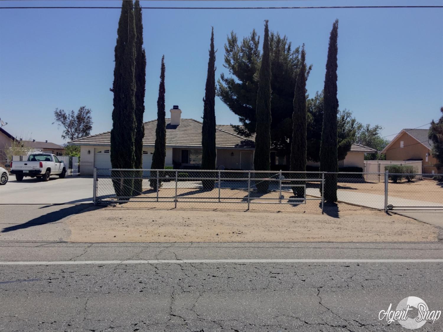 11109 7th Ave, Hesperia, CA 92345 photo 2