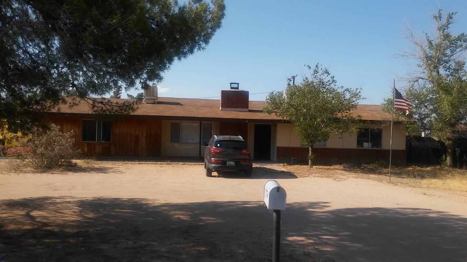 Undisclosed, Apple Valley, CA 92308 photo 1