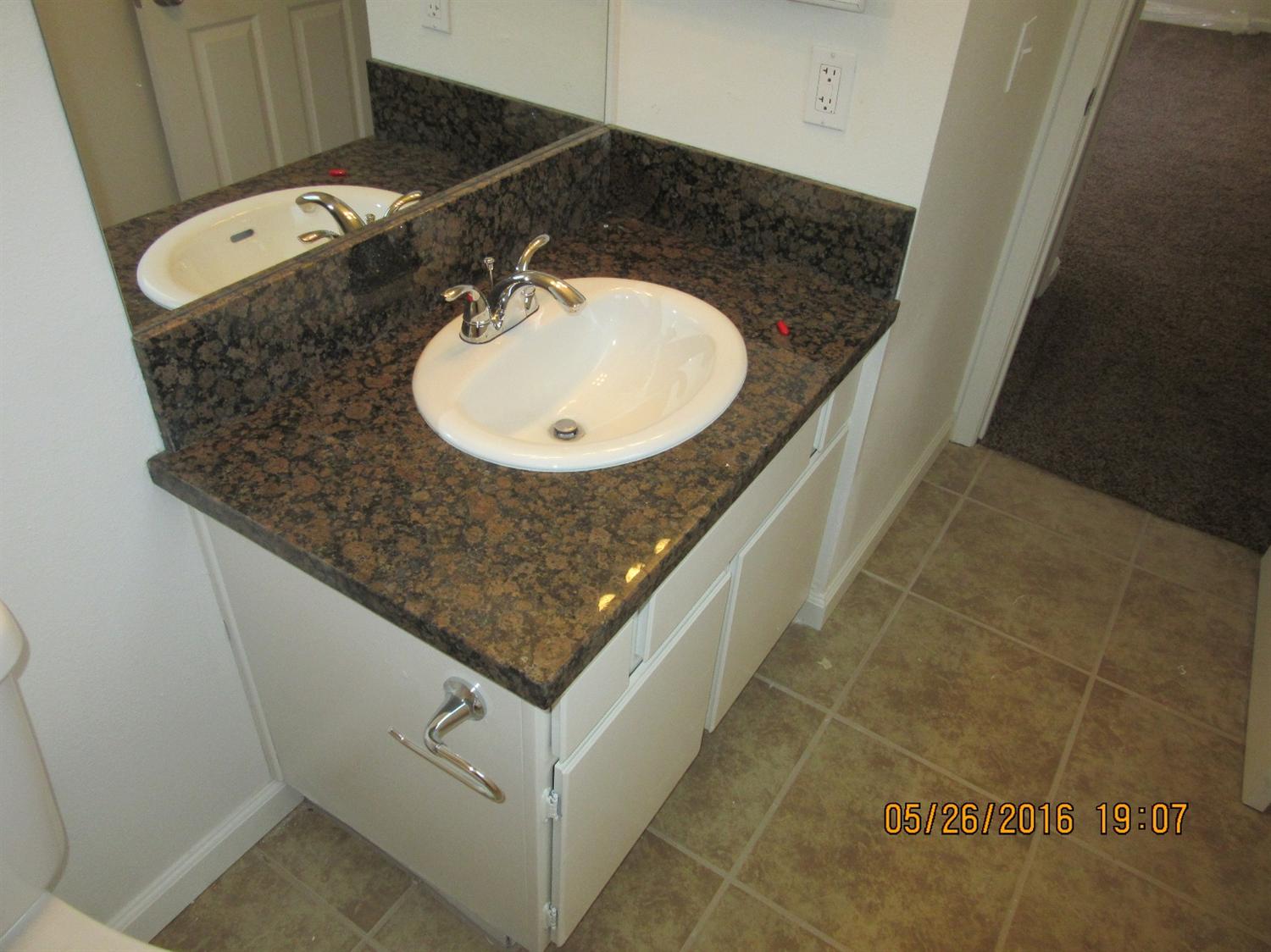 21731 Soboba Rd, Apple Valley, CA 92307 photo 23