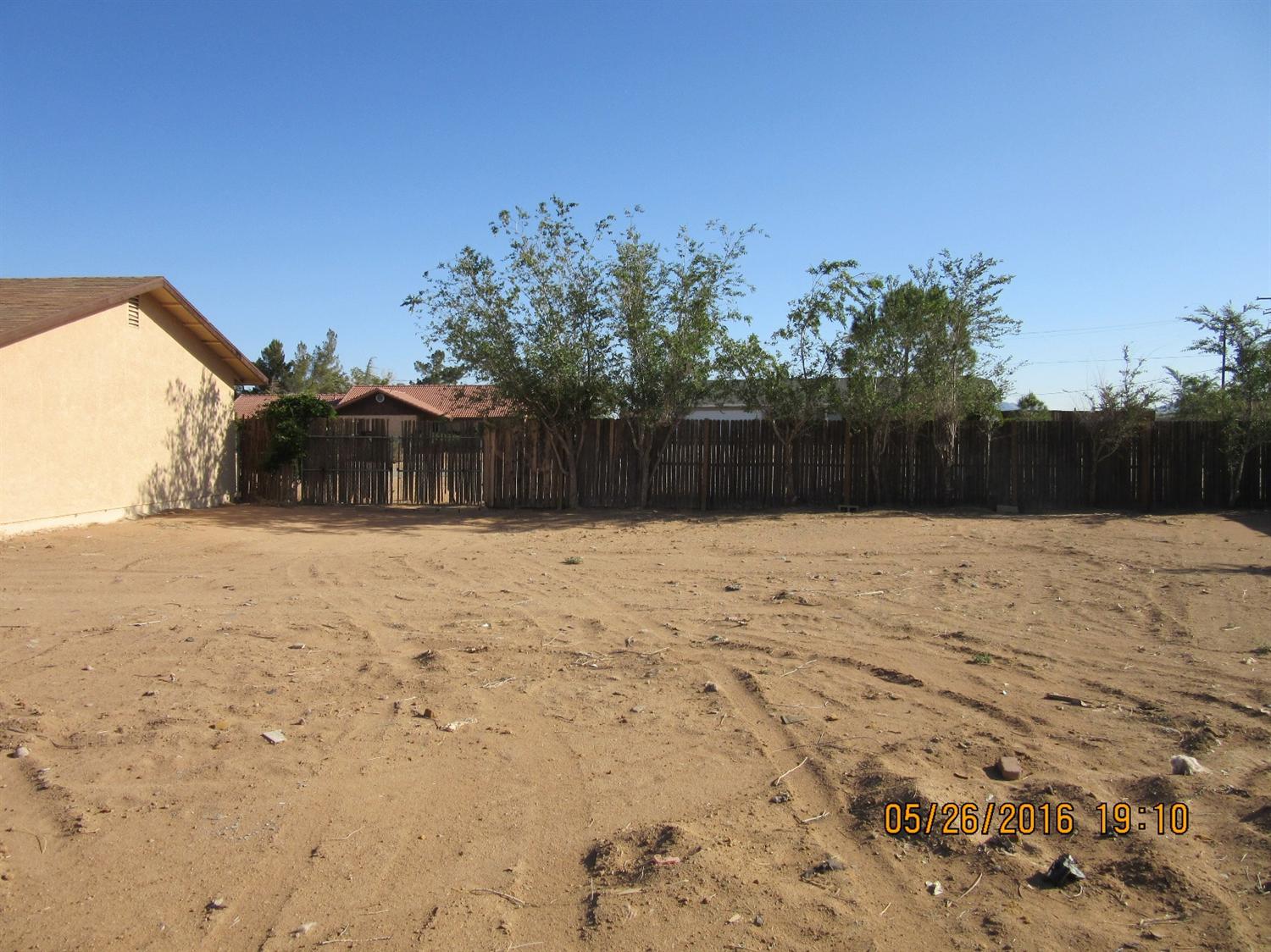 21731 Soboba Rd, Apple Valley, CA 92307 photo 6