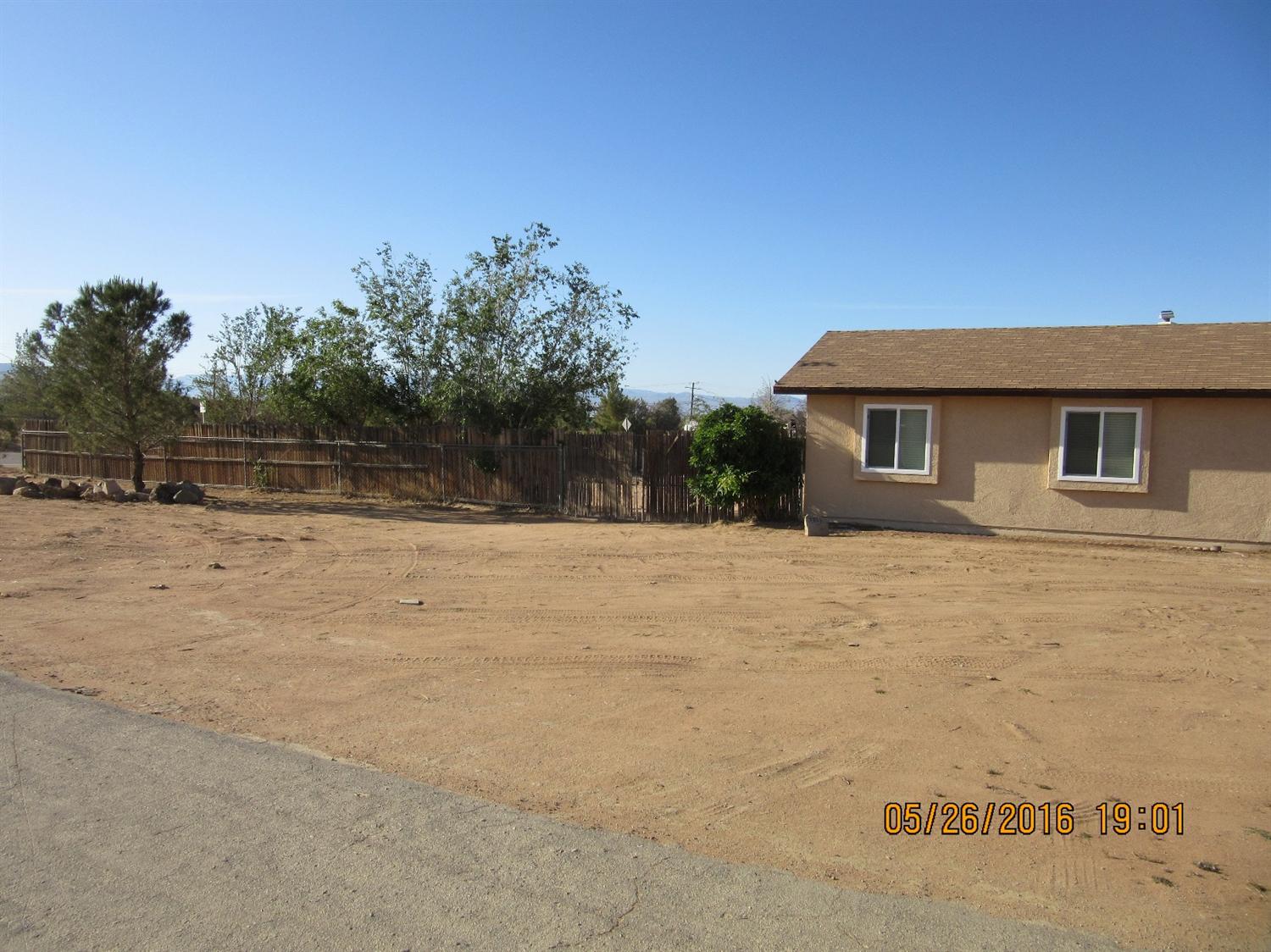 21731 Soboba Rd, Apple Valley, CA 92307 photo 29
