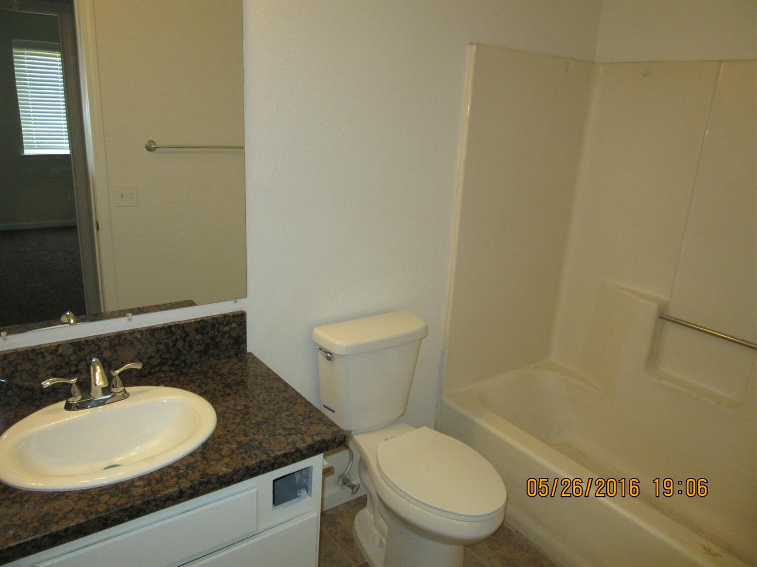 21731 Soboba Rd, Apple Valley, CA 92307 photo 18