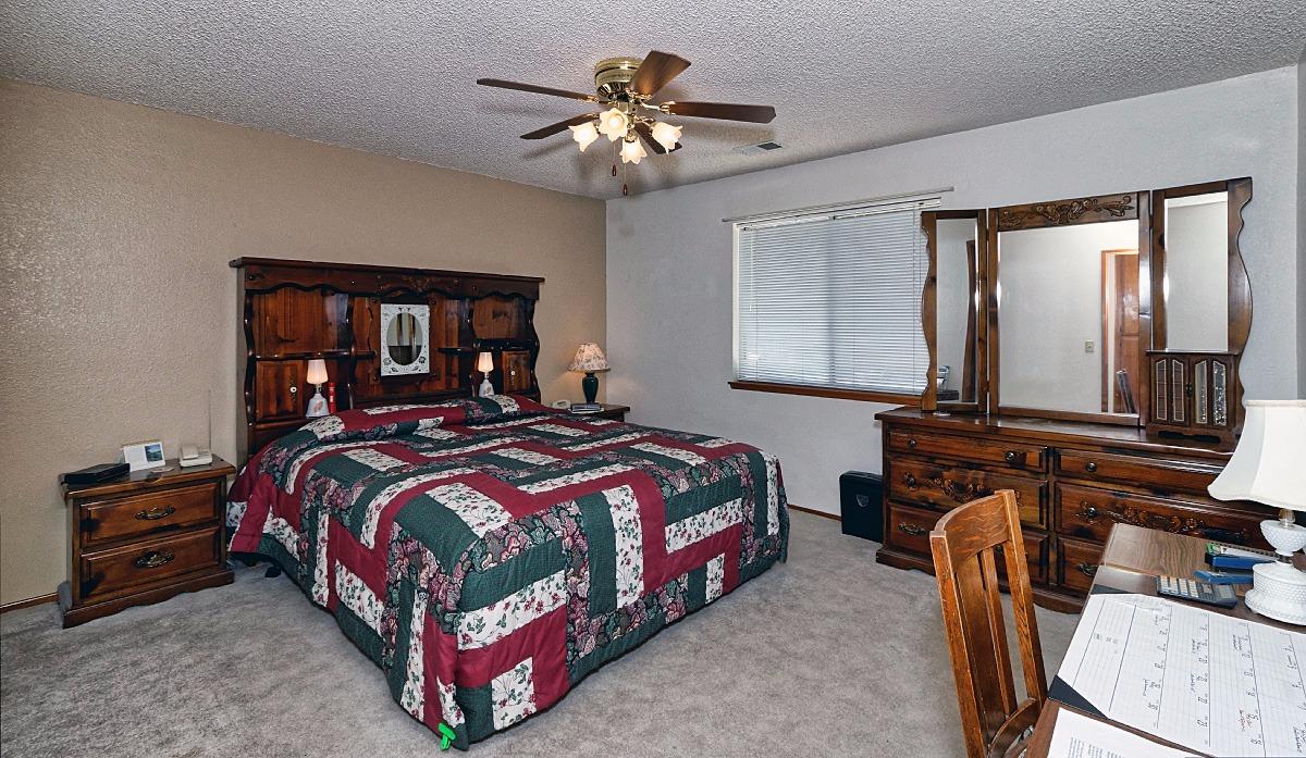 21111 Caribou Ave, Apple Valley, CA 92308 photo 17