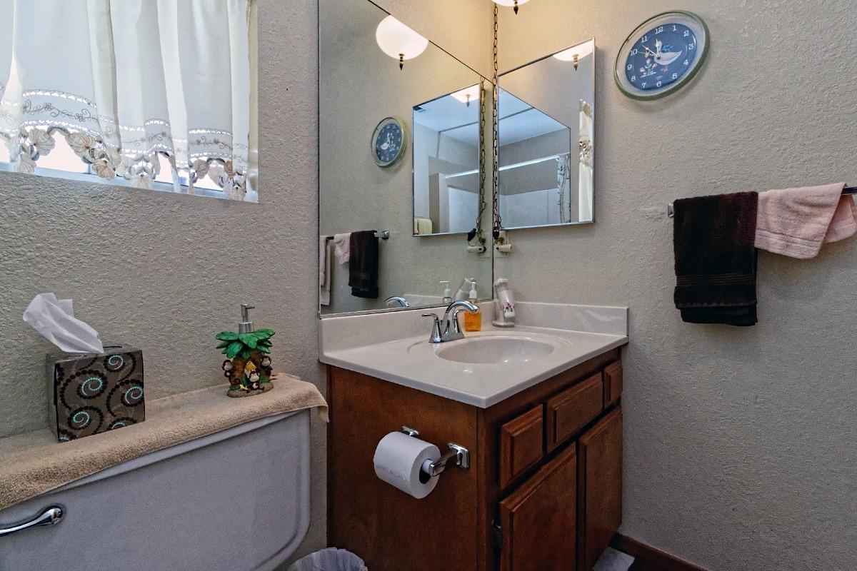 21111 Caribou Ave, Apple Valley, CA 92308 photo 14