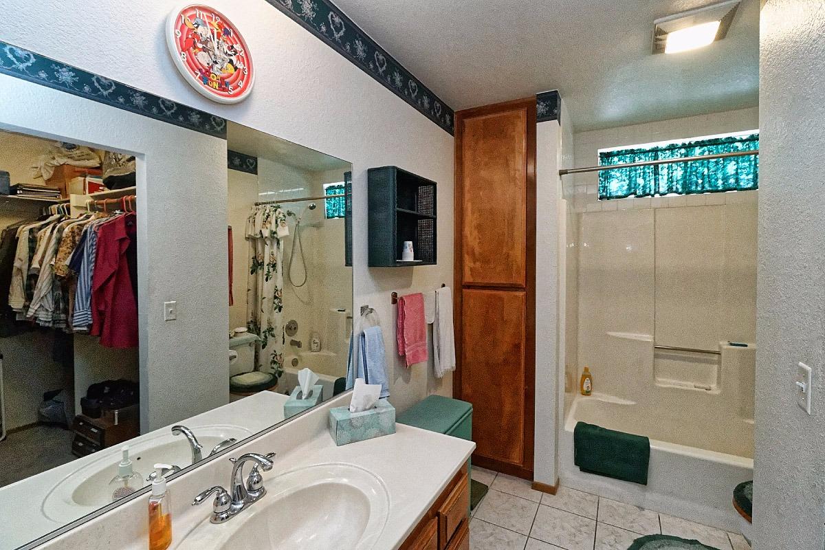 21111 Caribou Ave, Apple Valley, CA 92308 photo 20