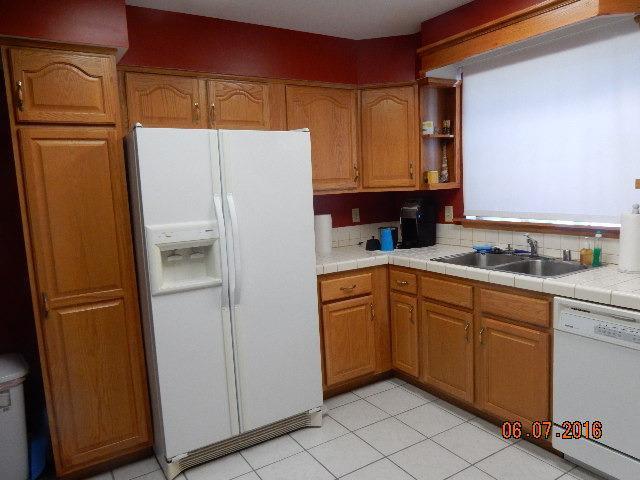 660 Yucca Ave, Barstow, CA 92311 photo 18