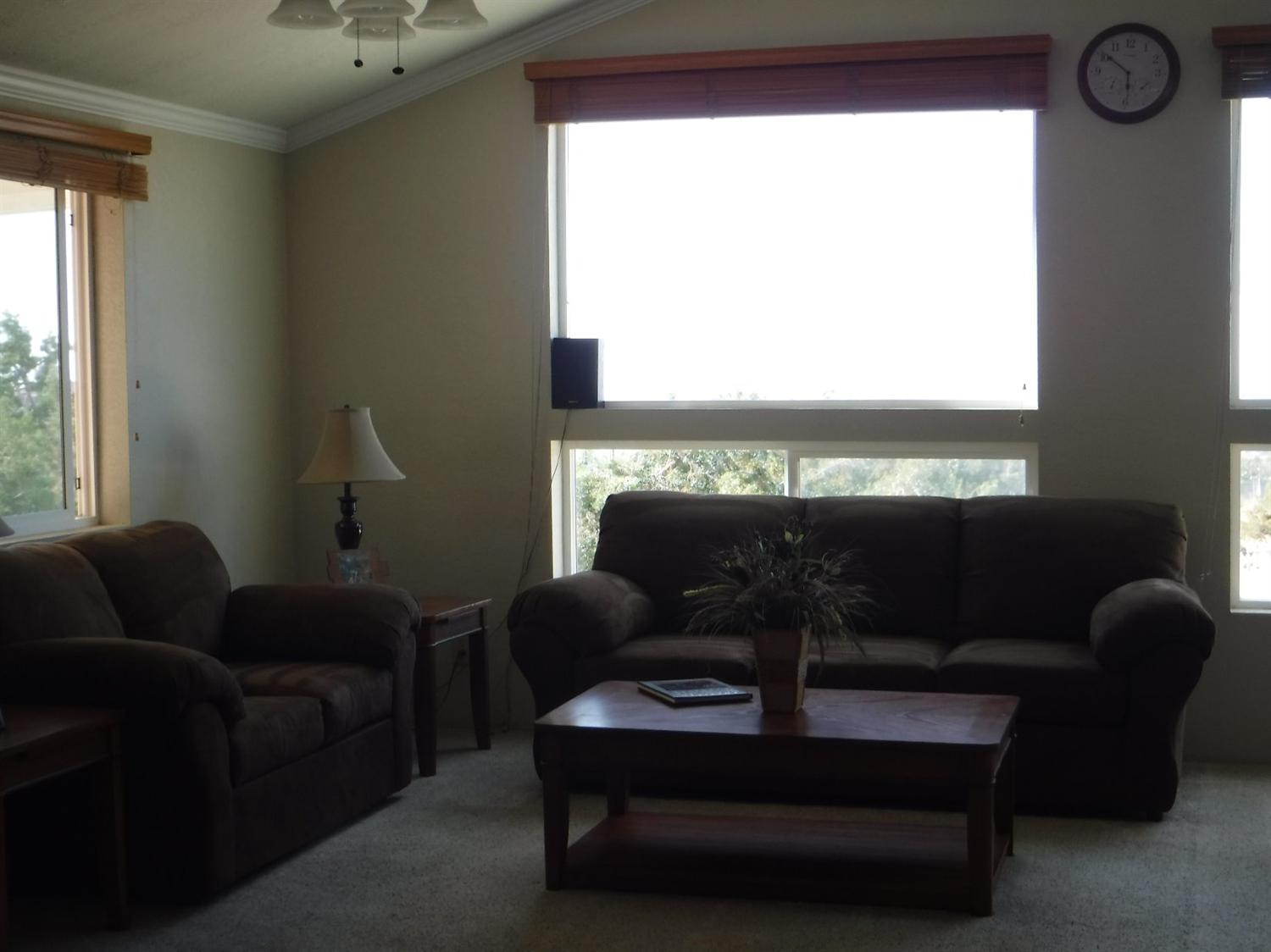 1237 Barkley Ranch Rd, Pinon Hills, CA 92372 photo 5