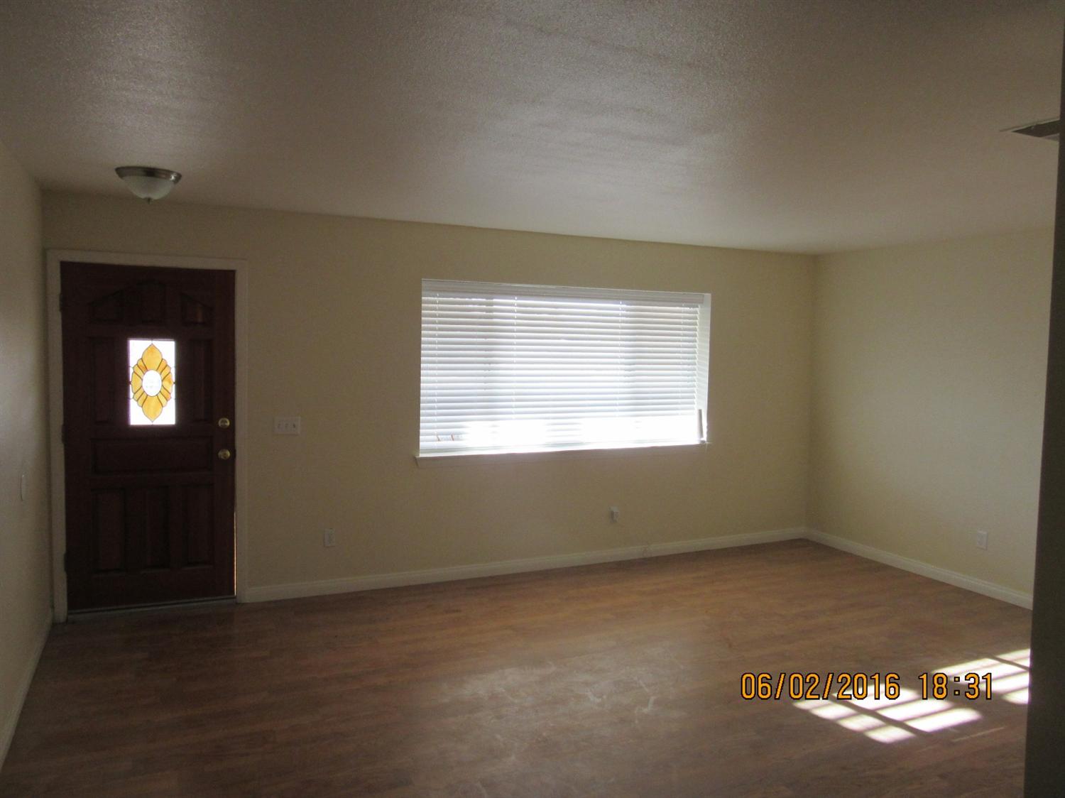 12714 Clallam Rd, Apple Valley, CA 92308 photo 7