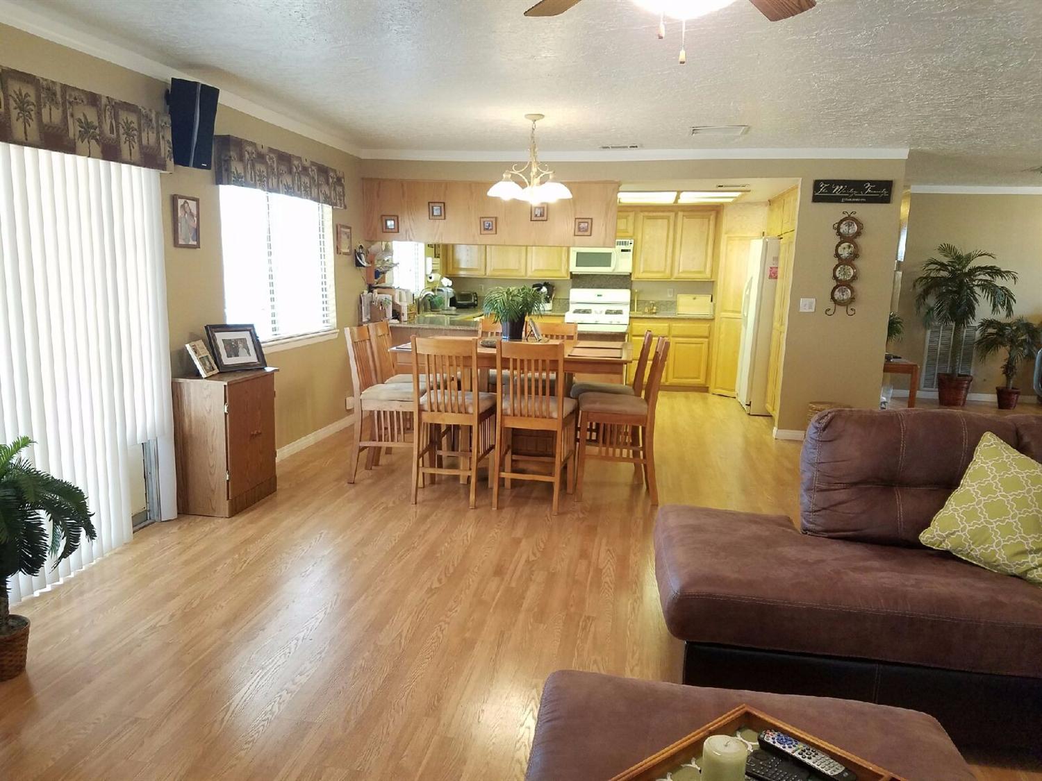 12700 Waynoka Rd, Apple Valley, CA 92308 photo 16