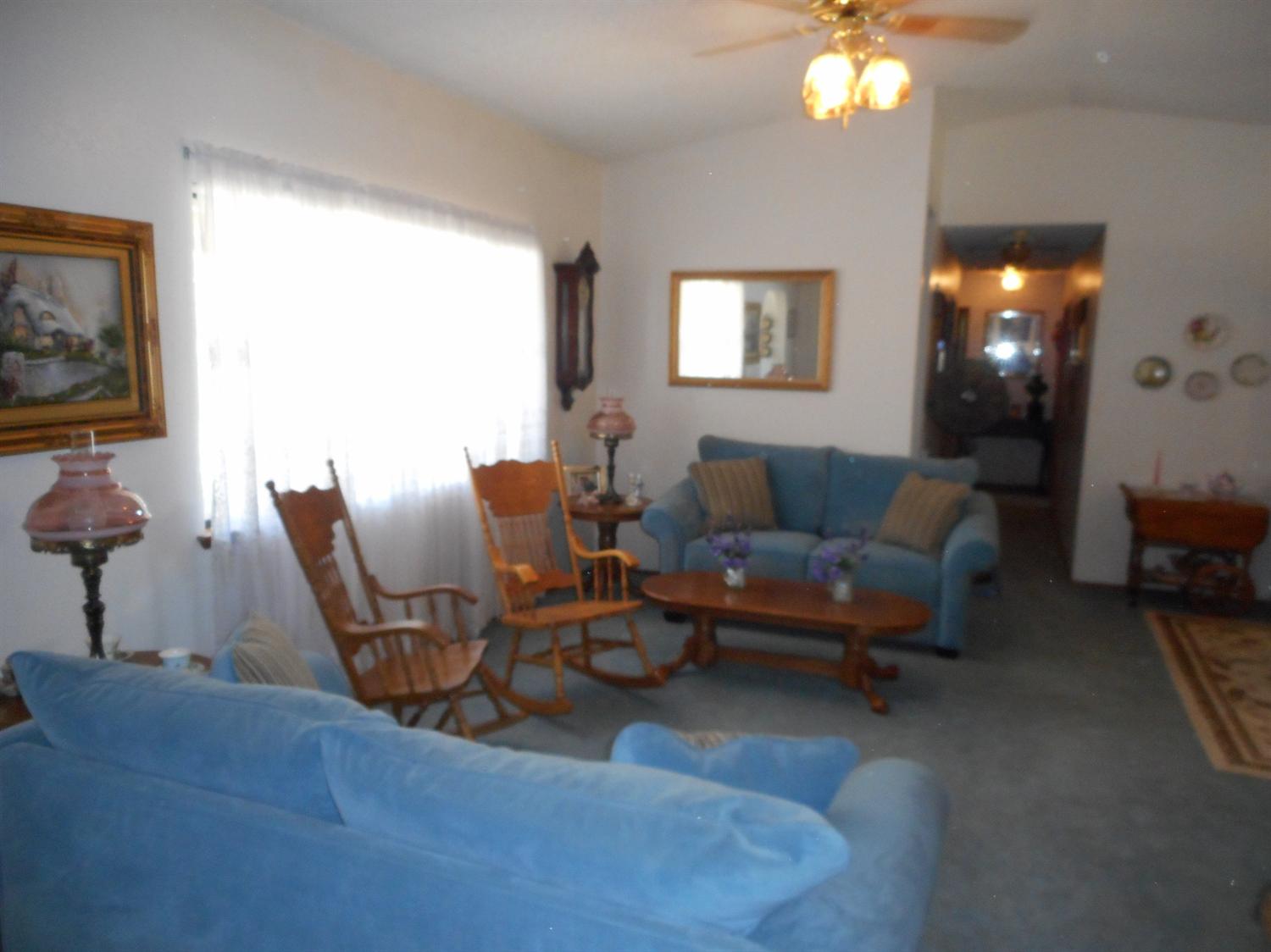 Undisclosed, Apple Valley, CA 92308 photo 11