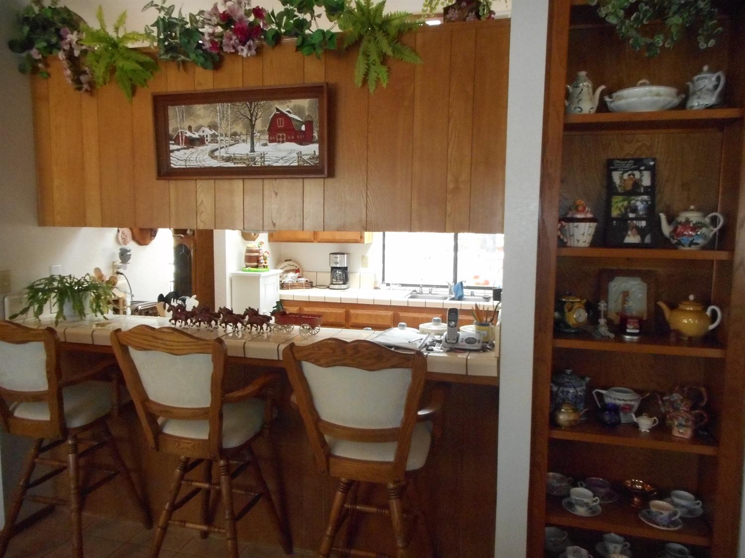 Undisclosed, Apple Valley, CA 92308 photo 4