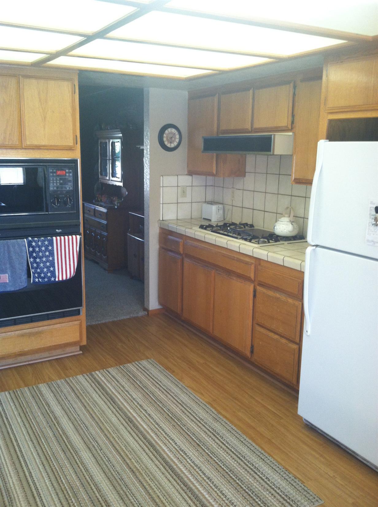 Undisclosed, Apple Valley, CA 92307 photo 7