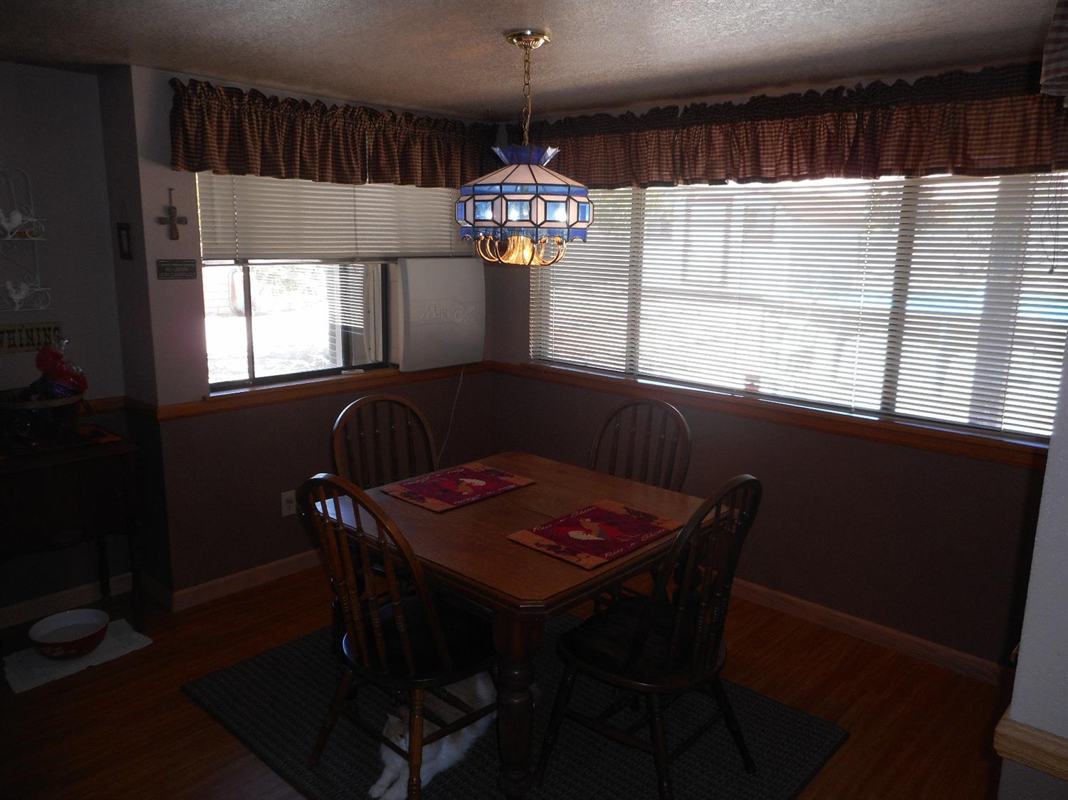 Undisclosed, Apple Valley, CA 92307 photo 11