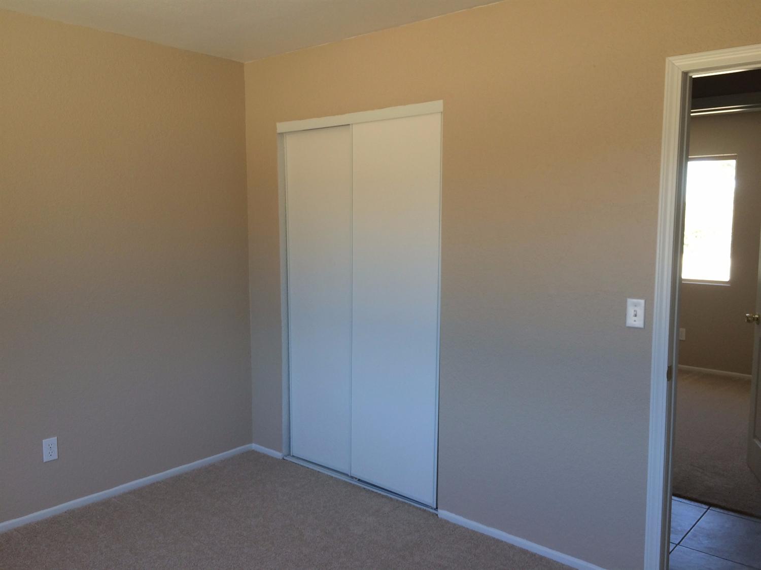 7864 Victor Ave, Hesperia, CA 92345 photo 8