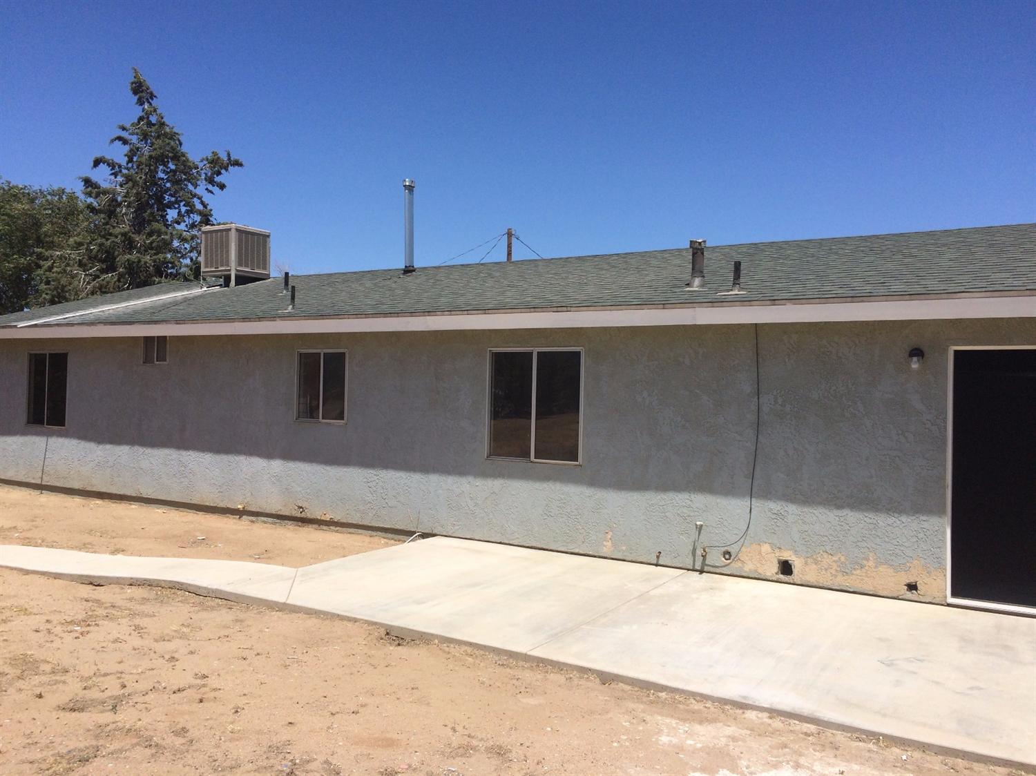 7864 Victor Ave, Hesperia, CA 92345 photo 11