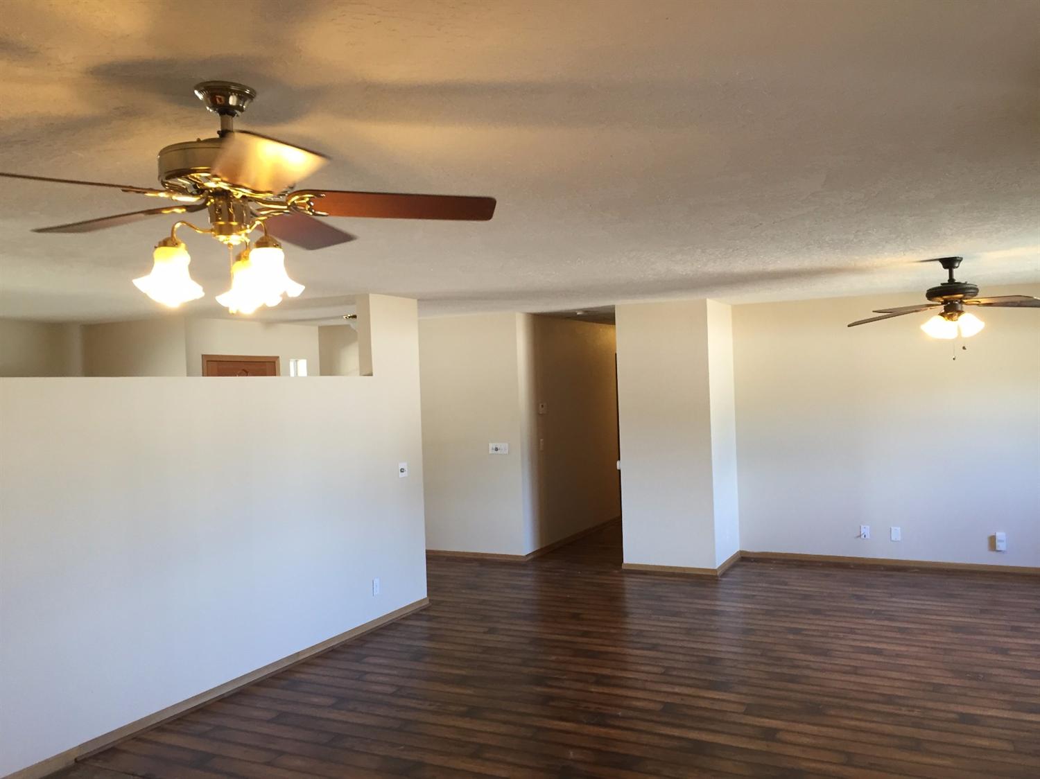 13483 Cronese Rd, Apple Valley, CA 92308 photo 17