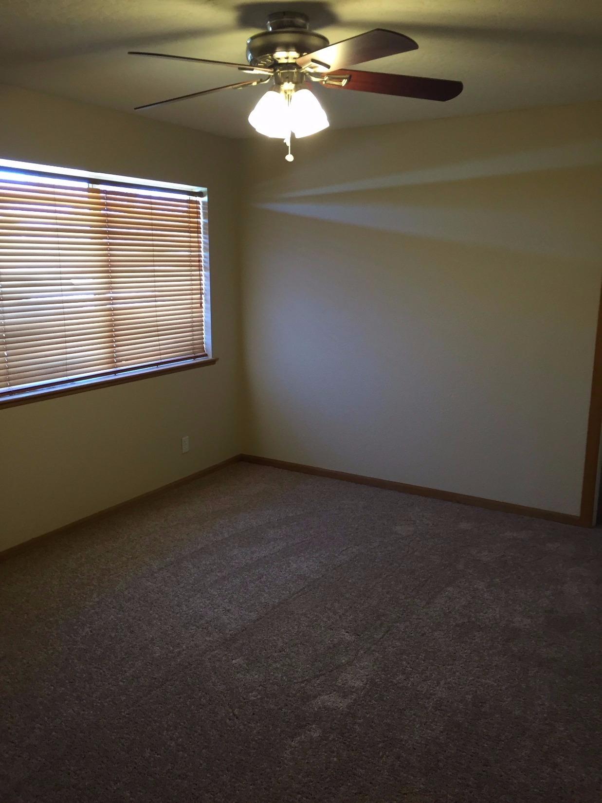 13483 Cronese Rd, Apple Valley, CA 92308 photo 25