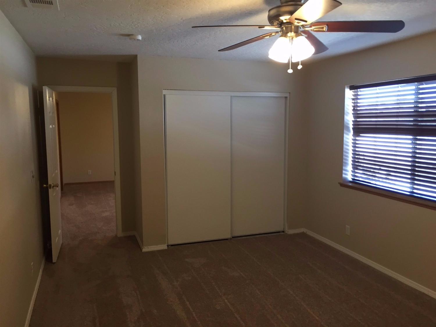 13483 Cronese Rd, Apple Valley, CA 92308 photo 28