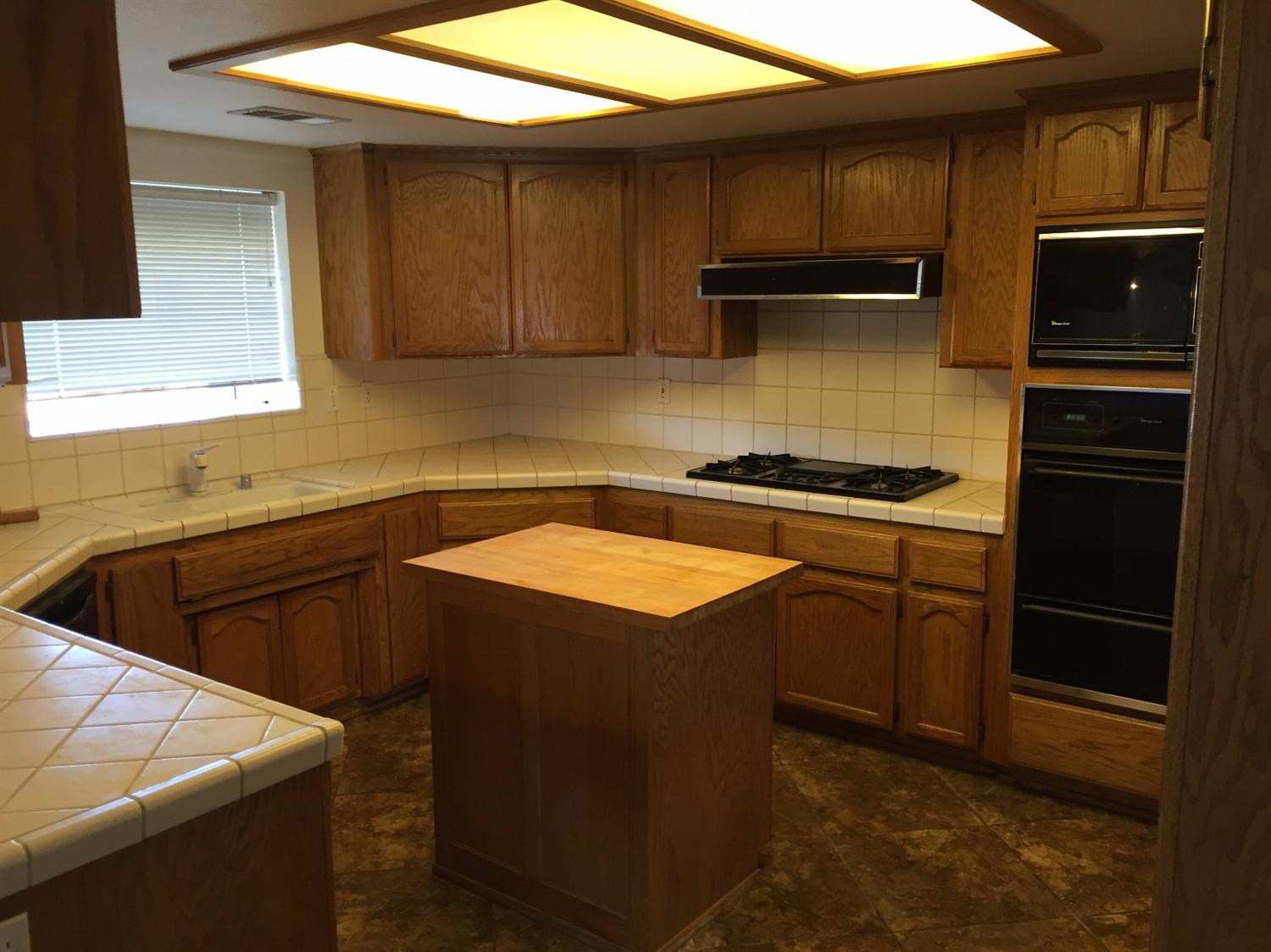 13483 Cronese Rd, Apple Valley, CA 92308 photo 19