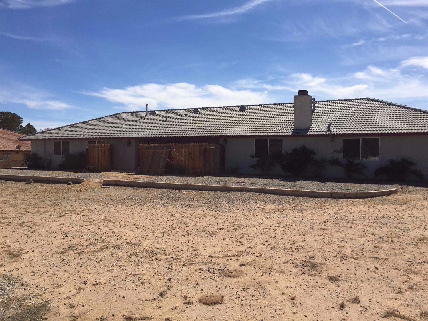 13483 Cronese Rd, Apple Valley, CA 92308 photo 6