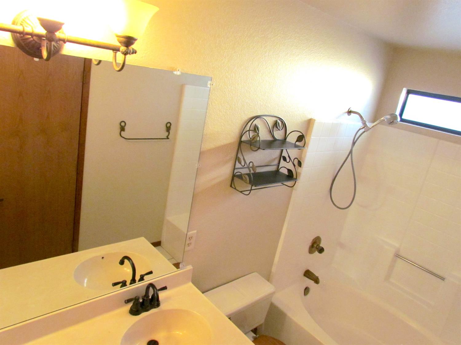 Undisclosed, Hesperia, CA 92345 photo 13