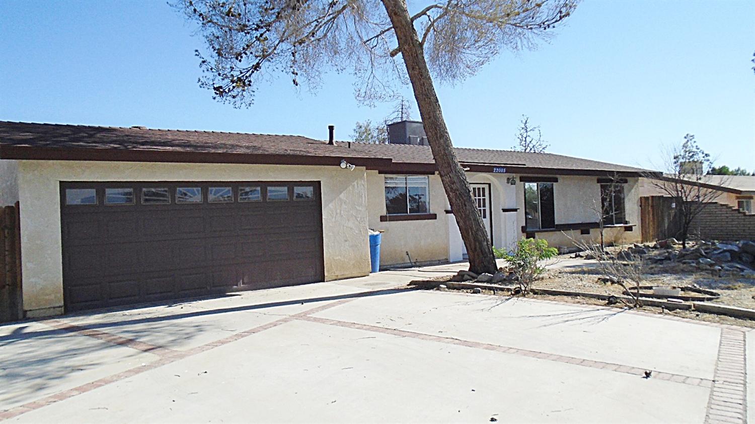 Undisclosed, Apple Valley, CA 92307 photo 12