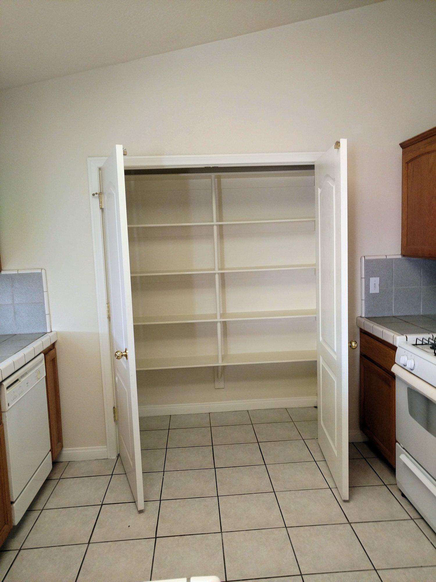 18436 Eucalyptus St, Hesperia, CA 92345 photo 9
