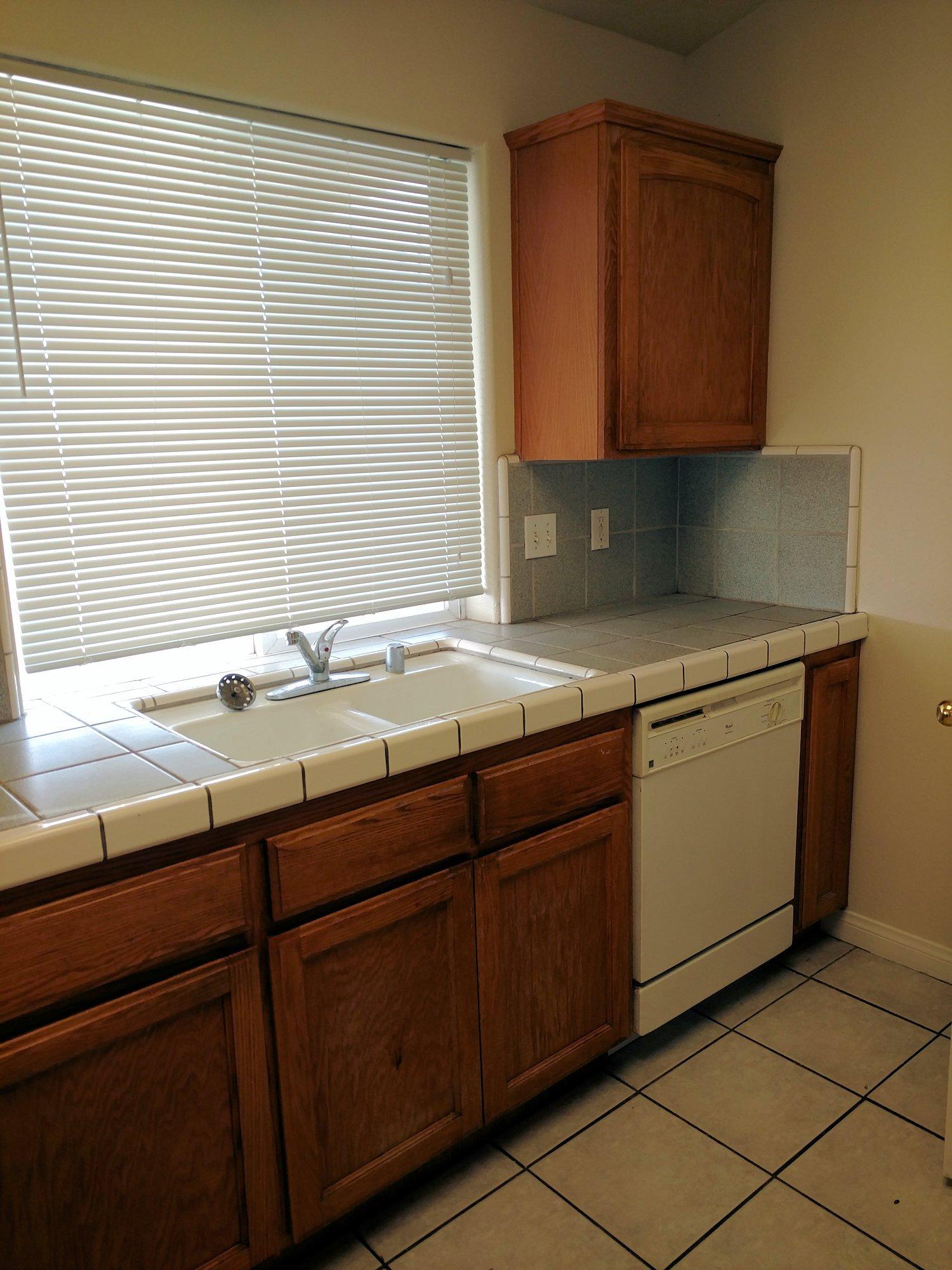 18436 Eucalyptus St, Hesperia, CA 92345 photo 11