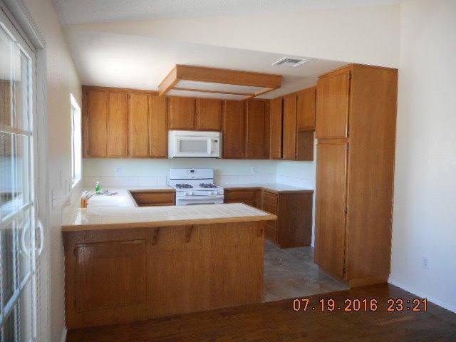 Undisclosed, Hesperia, CA 92345 photo 11