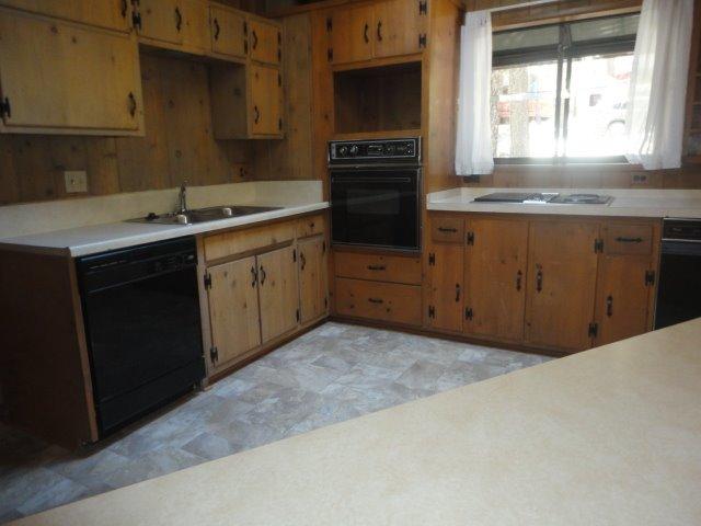 5722 Lodgepole Dr, Wrightwood, CA 92397 photo 8