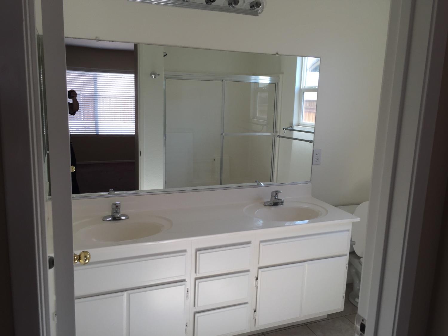11818 Stockton St, Adelanto, CA 92301 photo 7