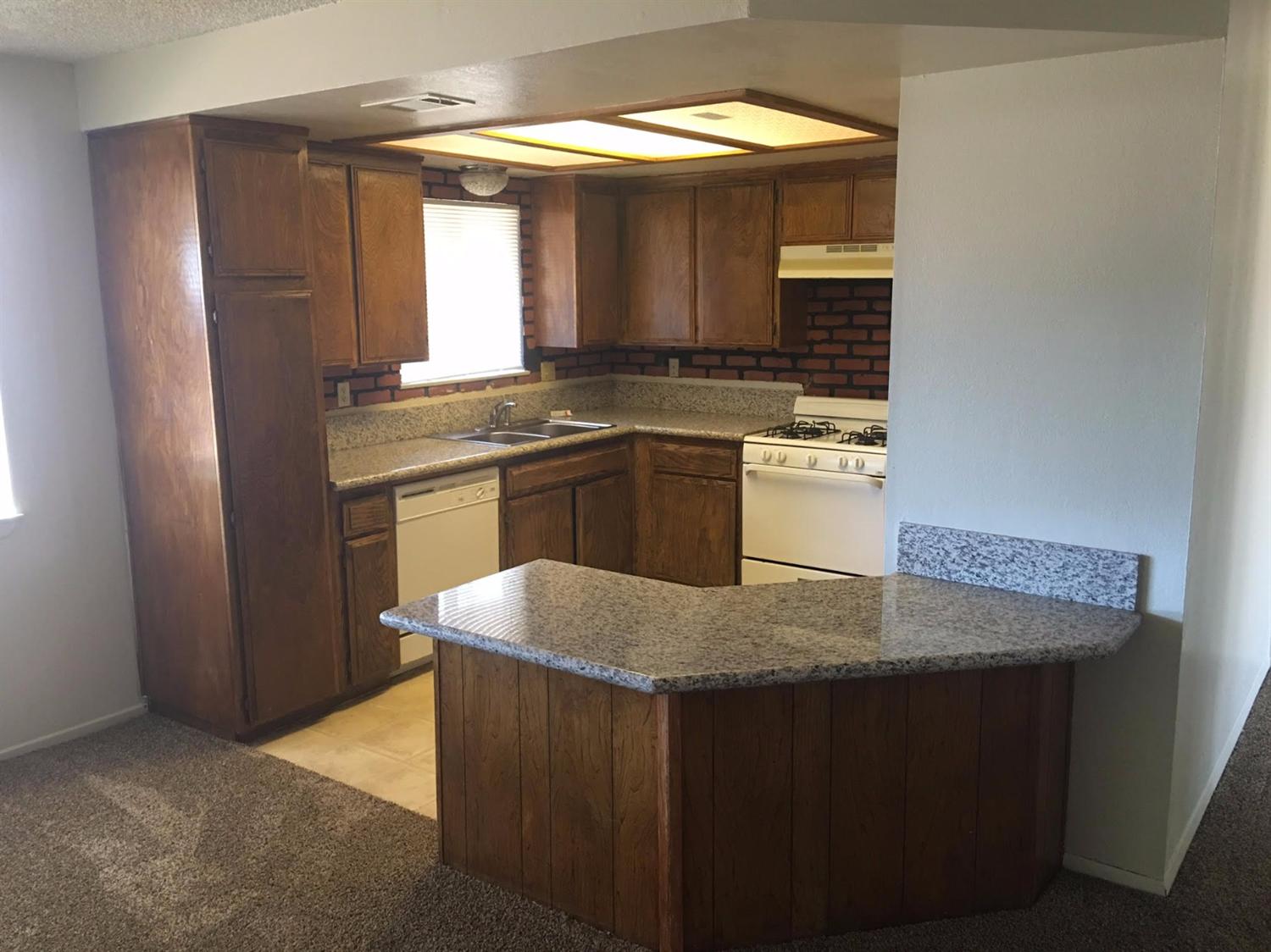 10706 Lancelet Ave, Apple Valley, CA 92308 photo 5