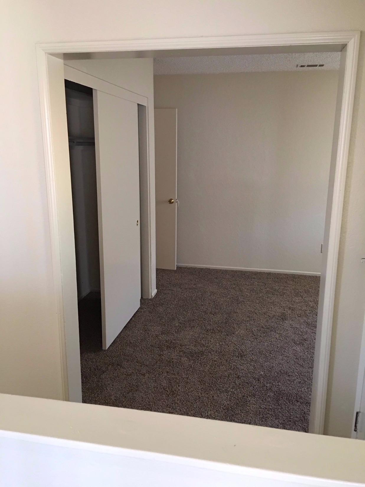 10706 Lancelet Ave, Apple Valley, CA 92308 photo 9
