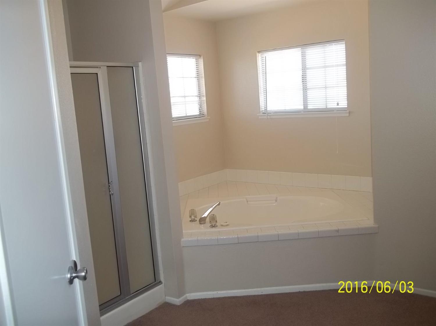 9835 Travis Ct, Hesperia, CA 92345 photo 22