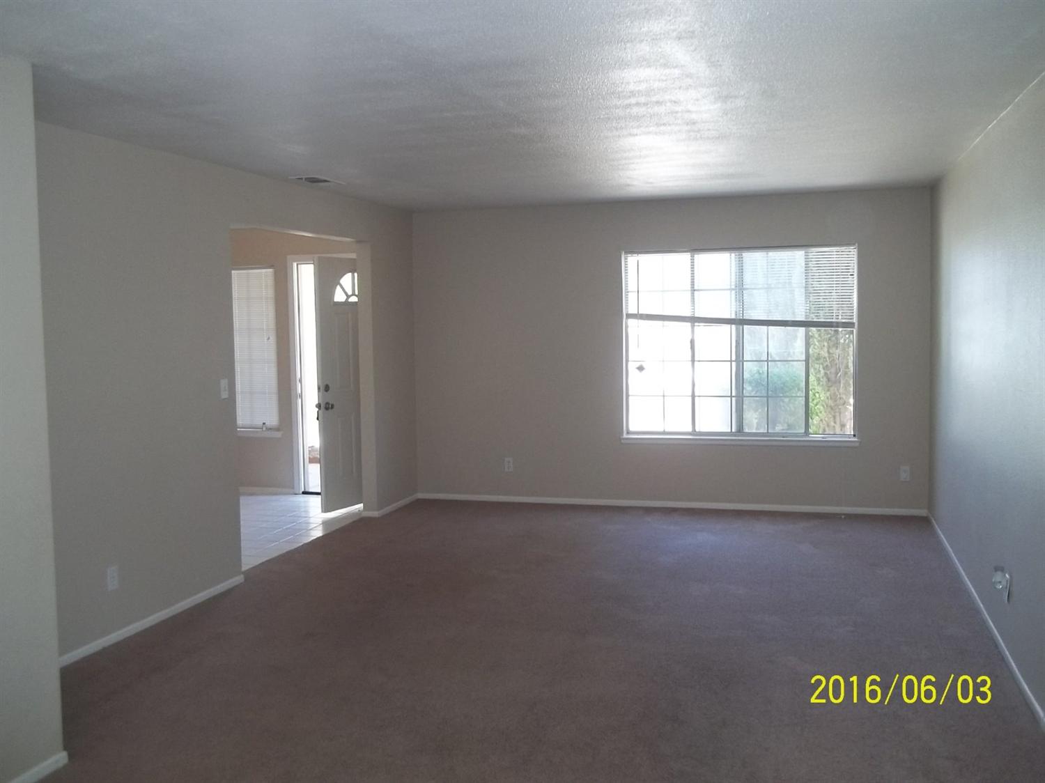 9835 Travis Ct, Hesperia, CA 92345 photo 7