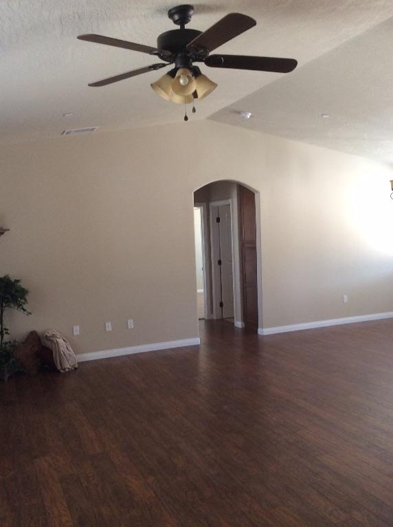 Undisclosed, Apple Valley, CA 92308 photo 4