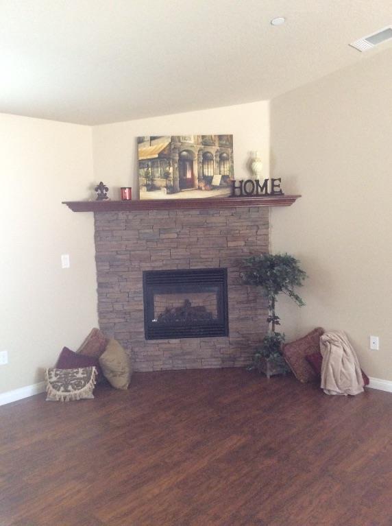 Undisclosed, Apple Valley, CA 92308 photo 6