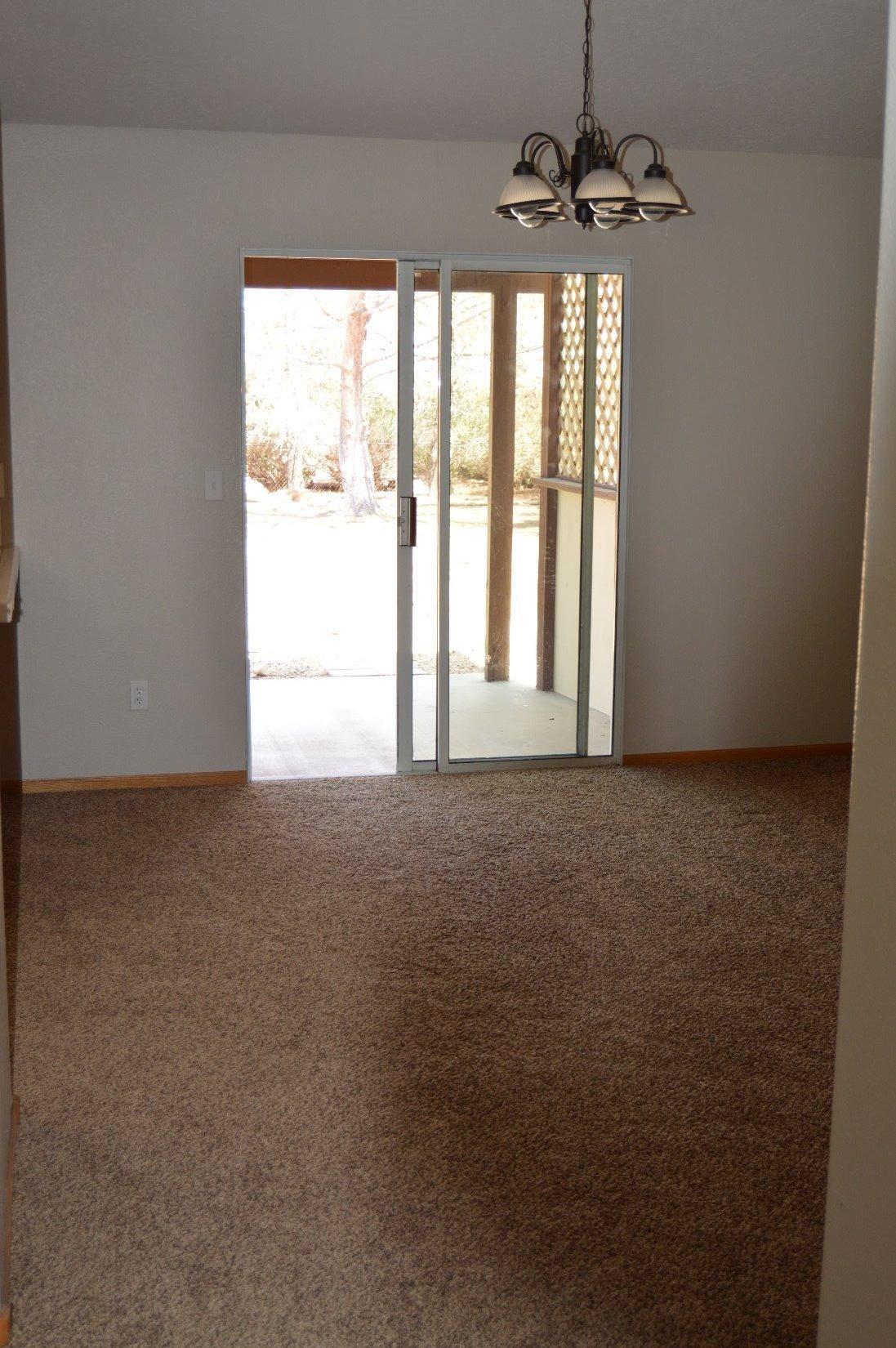 7475 I Ave, Hesperia, CA 92345 photo 9